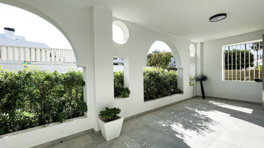 Apartment de 2 chambres à Marbella, Spain No. 779 № 23