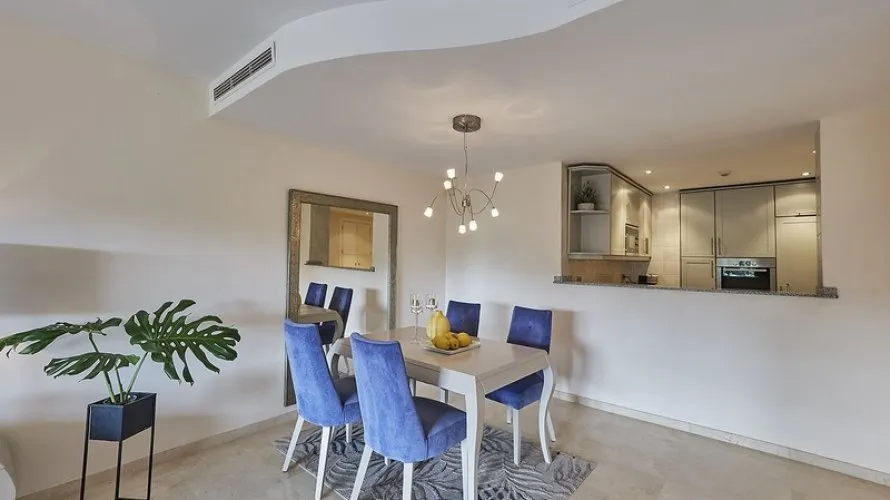 Apartment de 2 chambres à Marbella, Spain No. 716 № 6