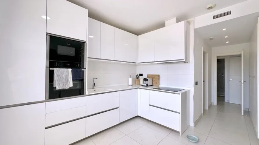 Apartment de 3 chambres à Estepona, Spain No. 710 № 8