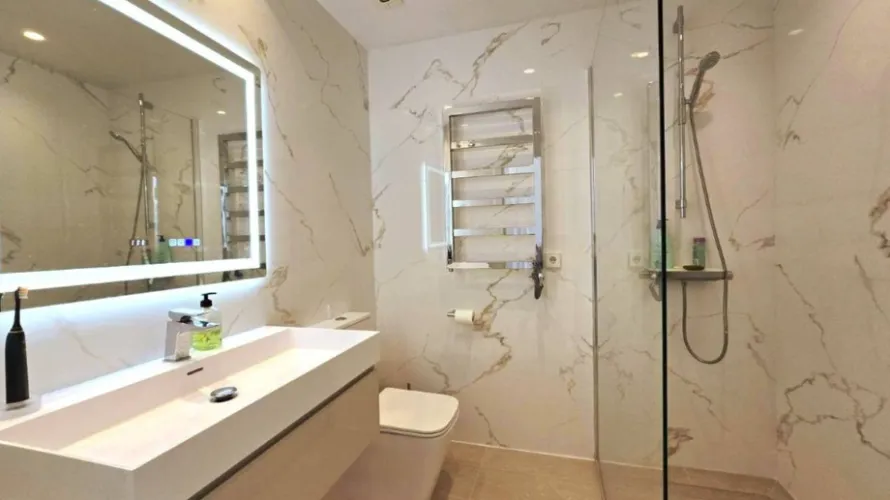 Duplex de 4 chambres à Mijas Costa, Spain No. 740 № 17