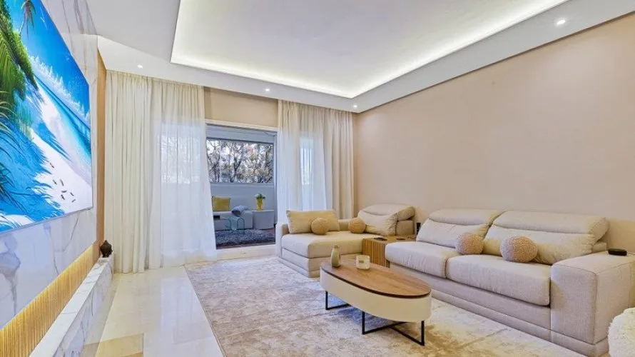 Apartment de 2 chambres à Marbella, Spain No. 720 № 6