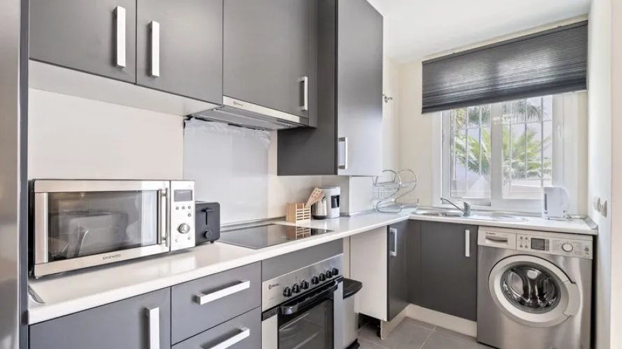 Apartment de 2 chambres à Estepona, Spain No. 647 № 28