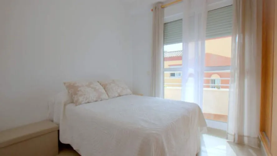 Apartment de 2 chambres à Manilva, Spain No. 443 № 8