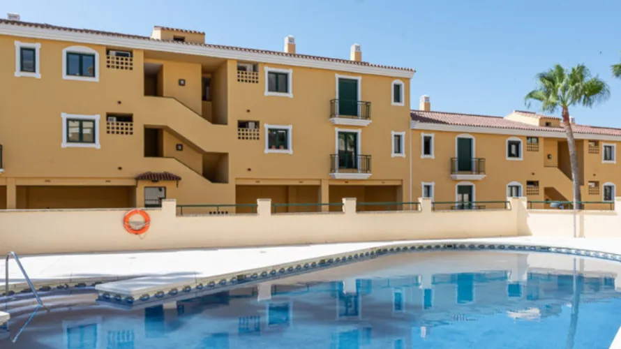 Apartment de 2 chambres à Benalmadena, Spain No. 775 № 2