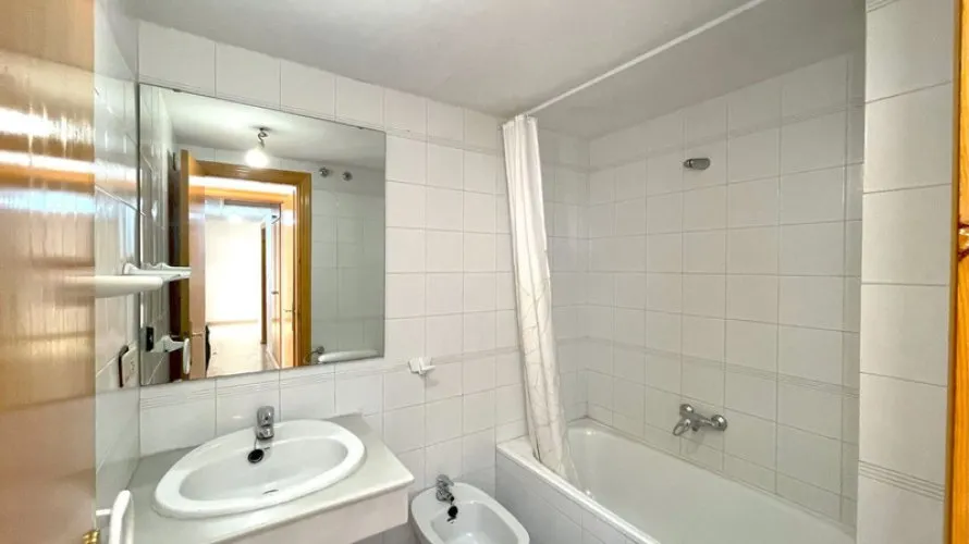 Apartment de 4 chambres à Estepona, Spain No. 419