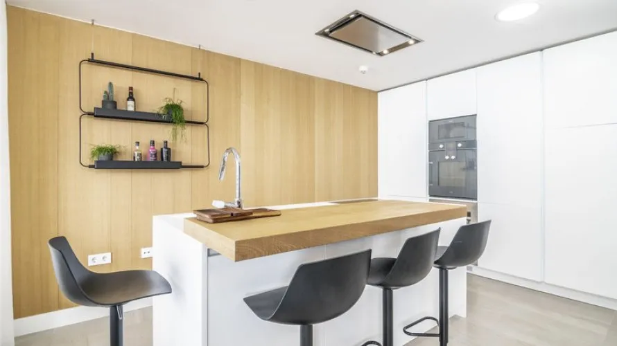 Apartment de 3 chambres à Estepona, Spain No. 390 № 11