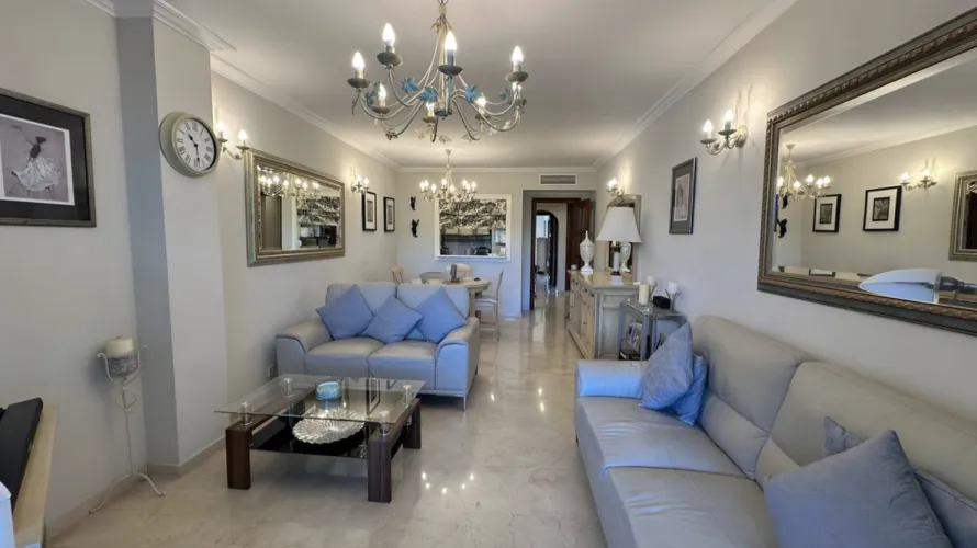 Apartment de 2 chambres à Mijas Costa, Spain No. 666 № 11