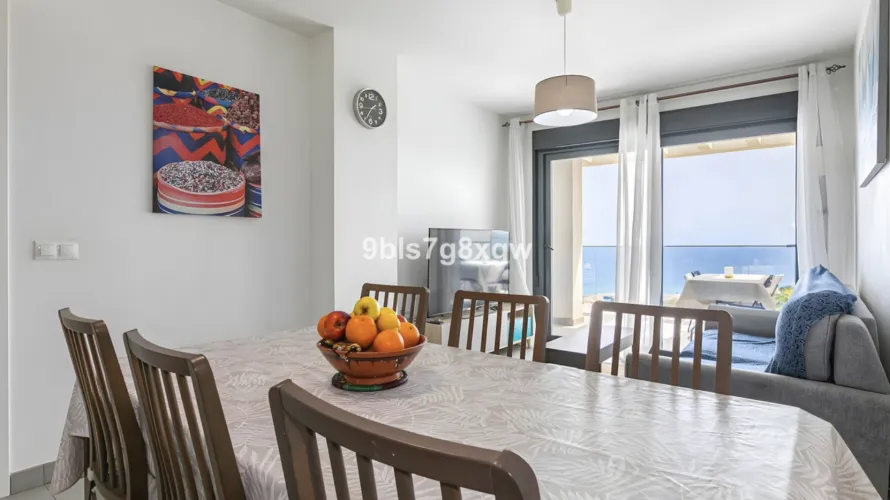 Penthouse de 2 chambres à Manilva, Spain No. 672 № 1