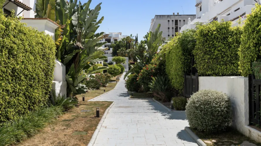 Apartment de 2 chambres à Estepona, Spain No. 490 № 15