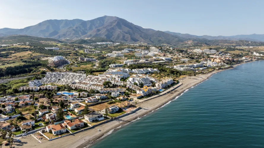 Apartment de 3 chambres à Estepona, Spain No. 792