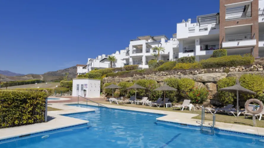 Apartment de 3 chambres à Cortes (San Pedro De Alcantara), Spain No. 656 № 17