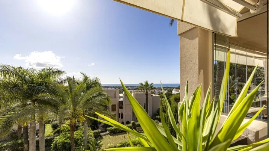 Apartment de 2 chambres à Estepona, Spain No. 654 № 22