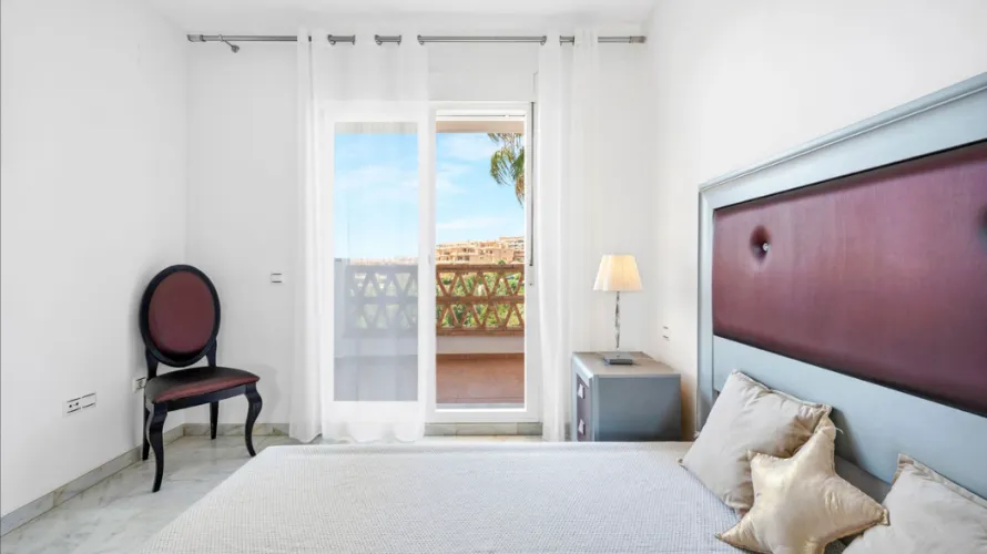 Apartment de 2 chambres à Mijas Costa, Spain No. 737 № 12