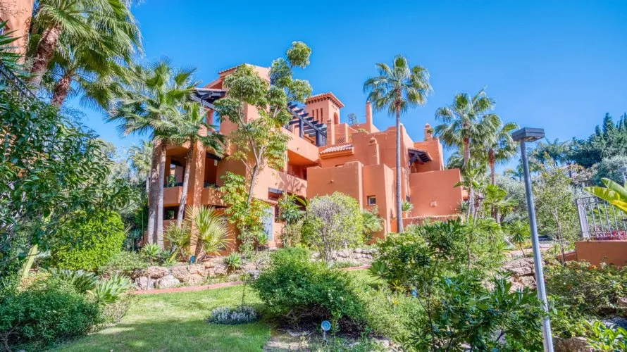 Apartment de 2 chambres à Marbella, Spain No. 688 № 10