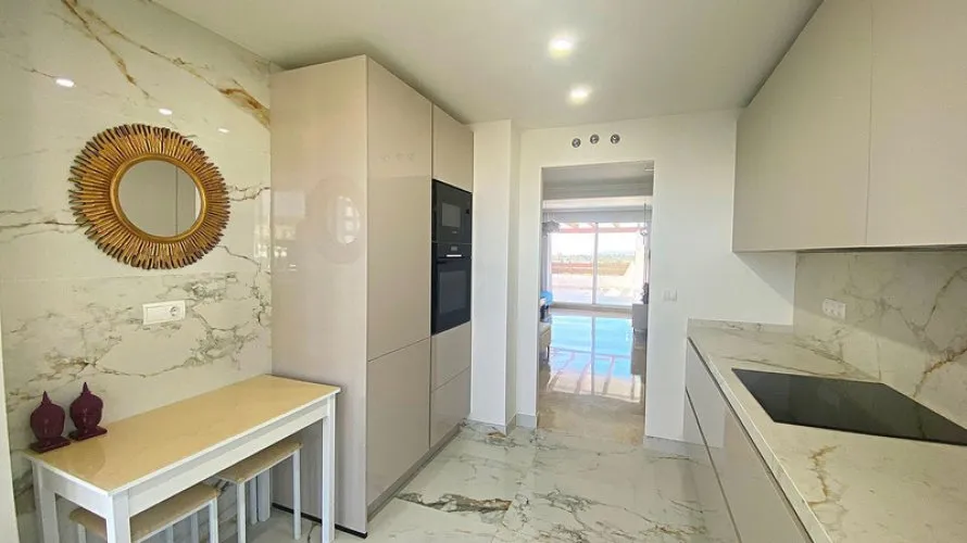 Penthouse de 2 chambres à Estepona, Spain No. 569 № 12