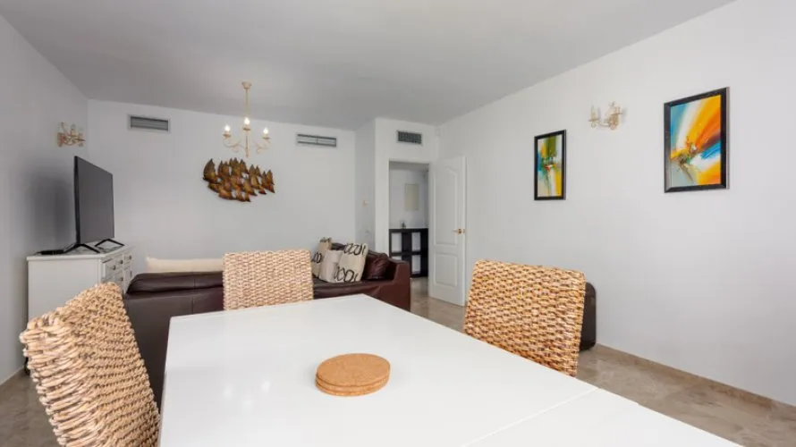 Duplex de 2 chambres à Nueva Andalucia, Spain No. 404 № 5