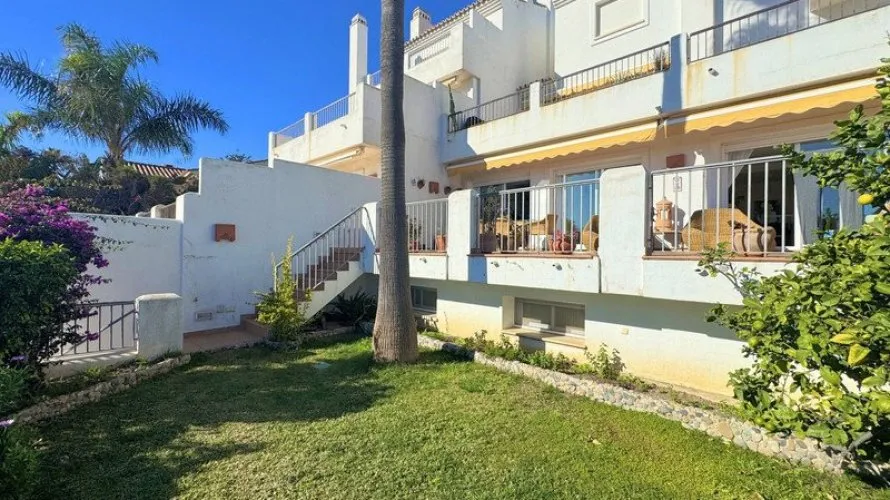 Duplex de 4 chambres à Casares, Spain No. 554 № 3