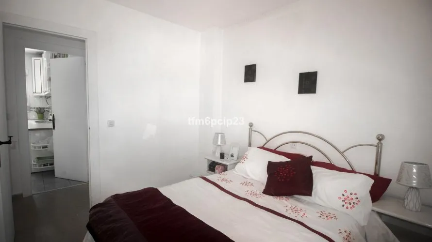 Apartment de 3 chambres à Manilva, Spain No. 658 № 12