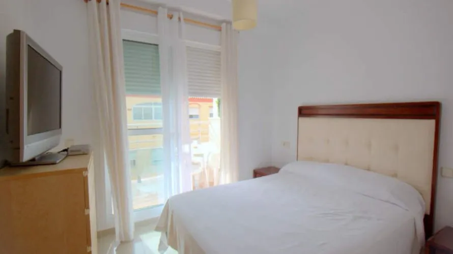 Apartment de 2 chambres à Manilva, Spain No. 443 № 3