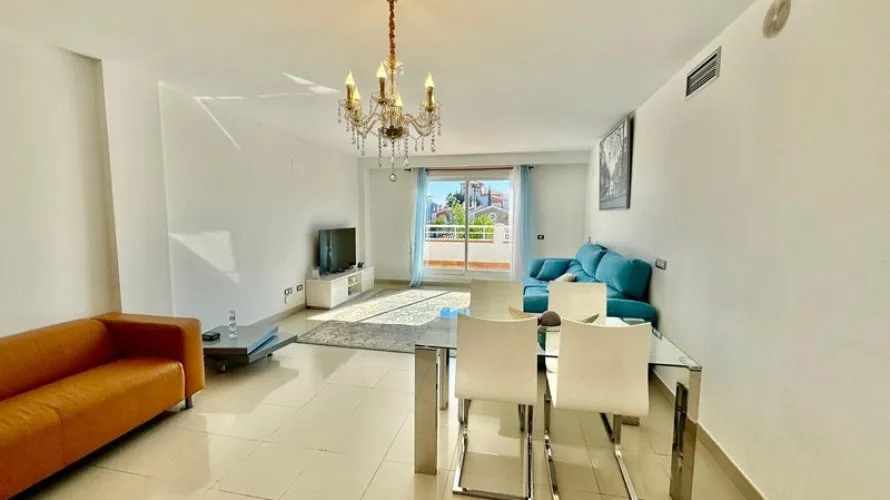 Apartment de 2 chambres à Cortes (San Pedro De Alcantara), Spain No. 479 № 6