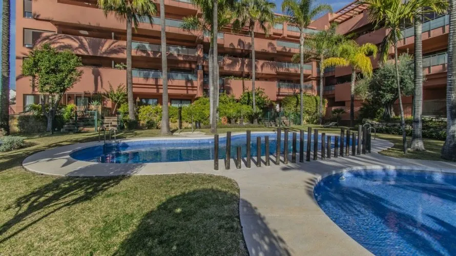 Apartment de 3 chambres à Estepona, Spain No. 664
