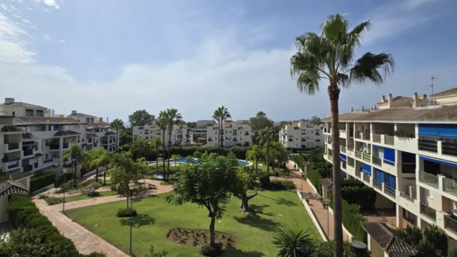 Apartment de 2 chambres à Marbella, Spain No. 793 № 11