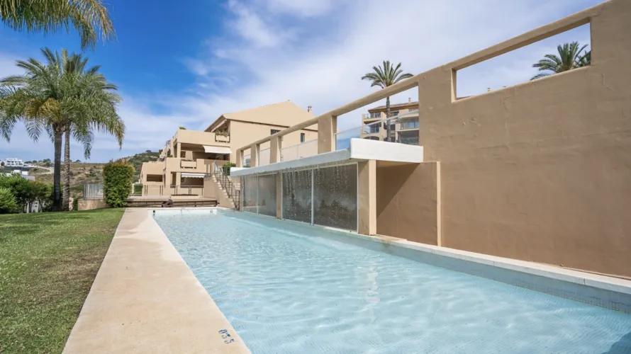 Apartment de 2 chambres à Estepona, Spain No. 782 № 9