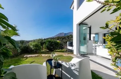 Apartment de 4 chambres à Estepona, Spain No. 302