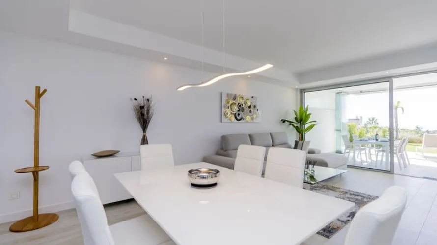 Apartment de 2 chambres à Estepona, Spain No. 655 № 25