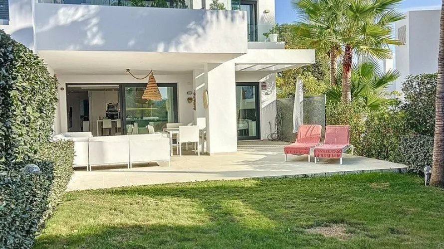 Apartment de 3 chambres à Badajoz, Spain No. 709