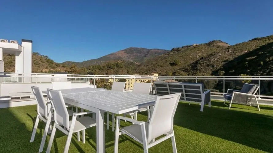 Duplex de 3 chambres à Benahavis, Spain No. 670 № 6