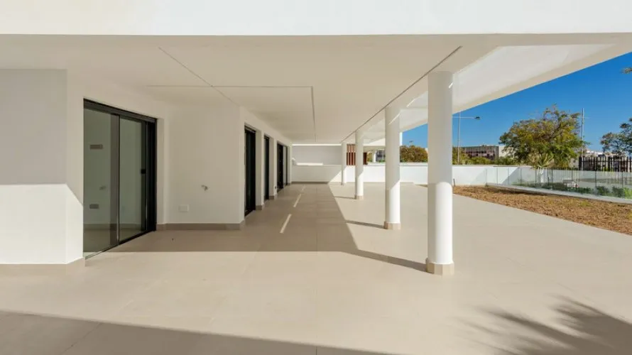 Apartment de 3 chambres à Estepona, Spain No. 295 № 2