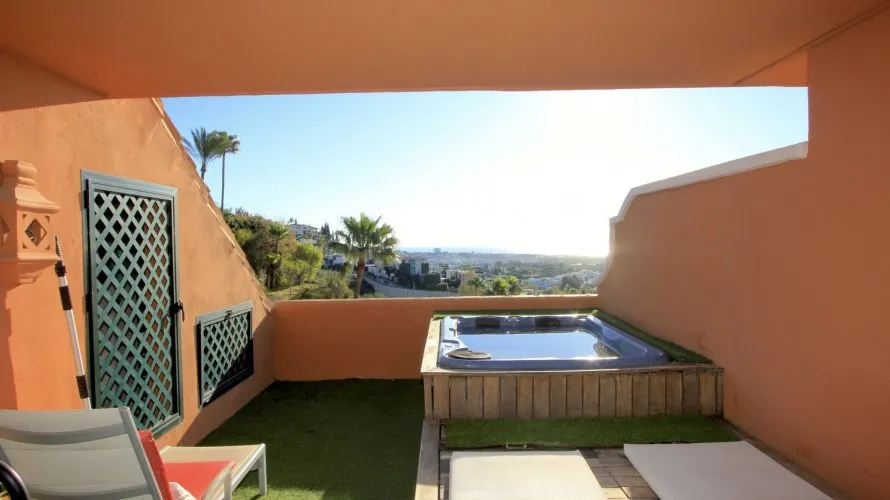 Duplex de 3 chambres à Benahavis, Spain No. 321 № 17