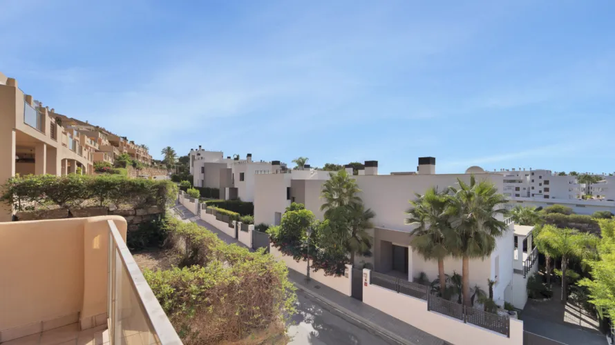 Apartment de 3 chambres à Estepona, Spain No. 473