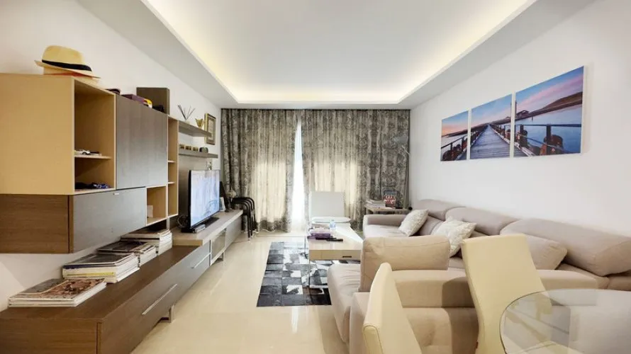 Apartment de 3 chambres à Cortes (San Pedro De Alcantara), Spain No. 261 № 11