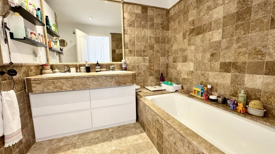 Apartment de 2 chambres à Estepona, Spain No. 447 № 10