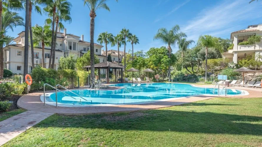 Duplex de 3 chambres à Nueva Andalucia, Spain No. 475 № 3