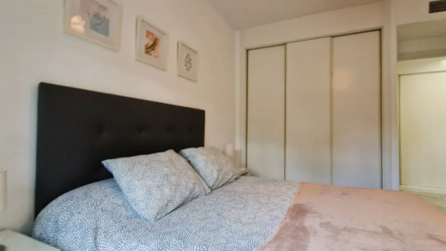 Apartment de 2 chambres à Cortes (San Pedro De Alcantara), Spain No. 652 № 8