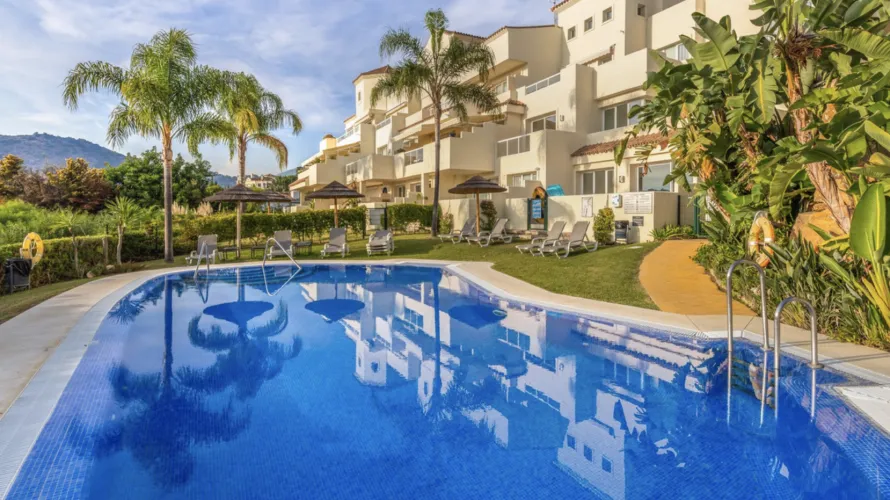 Apartment de 3 chambres à Benahavis, Spain No. 671 № 10