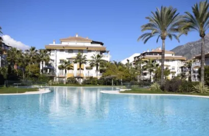 Apartment de 3 chambres à Nueva Andalucia, Spain No. 627