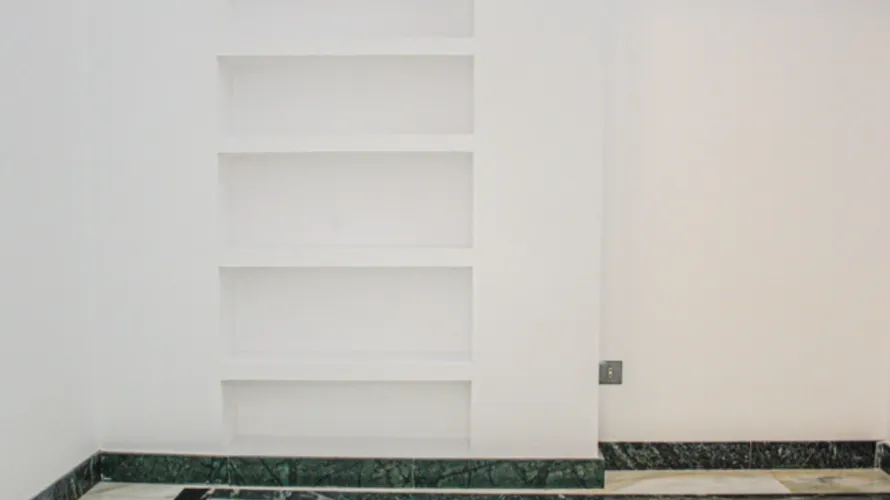 Apartment de 2 chambres à Marbella, Spain No. 668 № 4