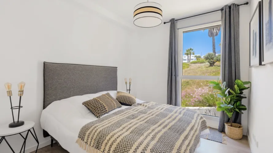 Apartment de 3 chambres à Estepona, Spain No. 713 № 3