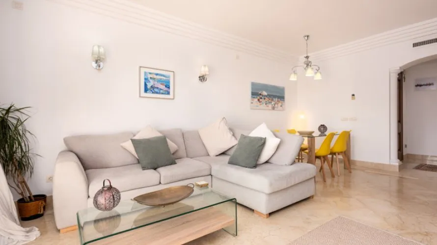 Apartment de 2 chambres à Casares, Spain No. 413 № 10