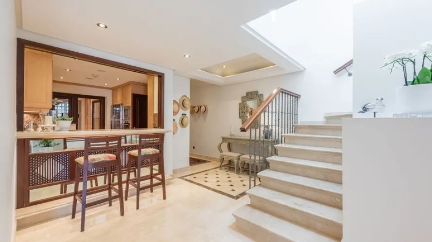 Duplex de 3 chambres à Estepona, Spain No. 244 № 3