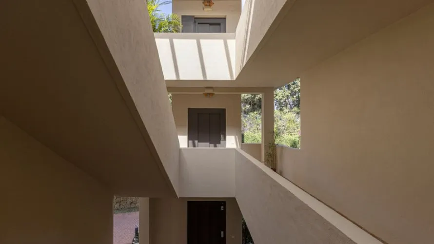 Apartment de 2 chambres à Estepona, Spain No. 653 № 1