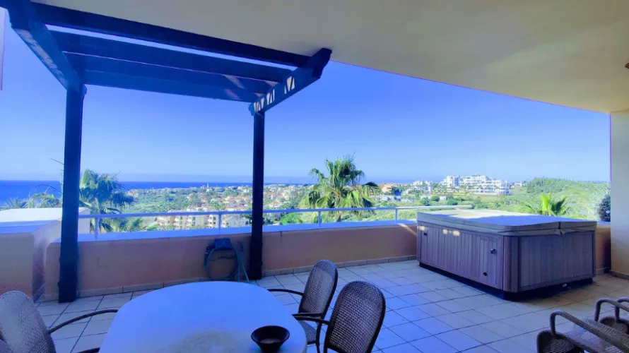 Apartment de 2 chambres à La Cala De Mijas, Spain No. 760