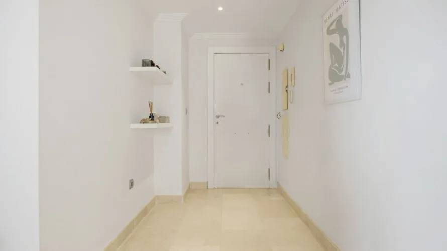 Apartment de 3 chambres à Estepona, Spain No. 445 № 9