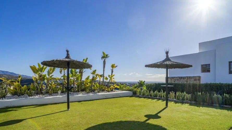 Apartment de 2 chambres à Estepona, Spain No. 654 № 5