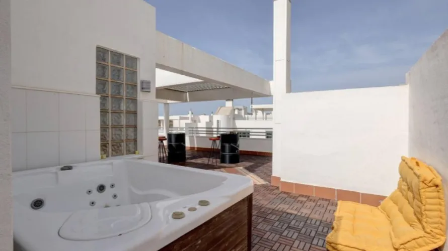 Duplex de 5 chambres à La Cala De Mijas, Spain No. 744 № 20