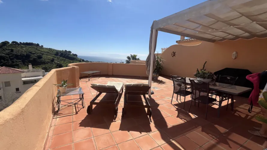 Duplex de 3 chambres à Mijas Costa, Spain No. 636 № 2